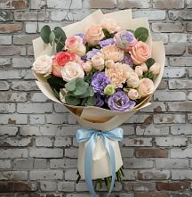 Букет цветов из:  Розы, Лизиантусы и Гвоздики #REPLACE_PRED# Важины